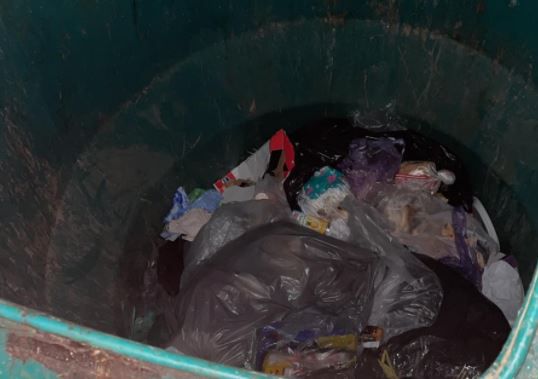 אחרי חיפושים: נער בסיכון אותר בתוך פח מוטמן