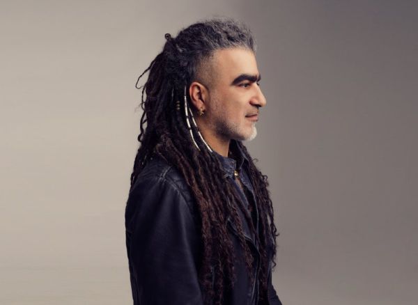 מוש בן ארי: "יורד לסיני לדבר עם אלוהים"