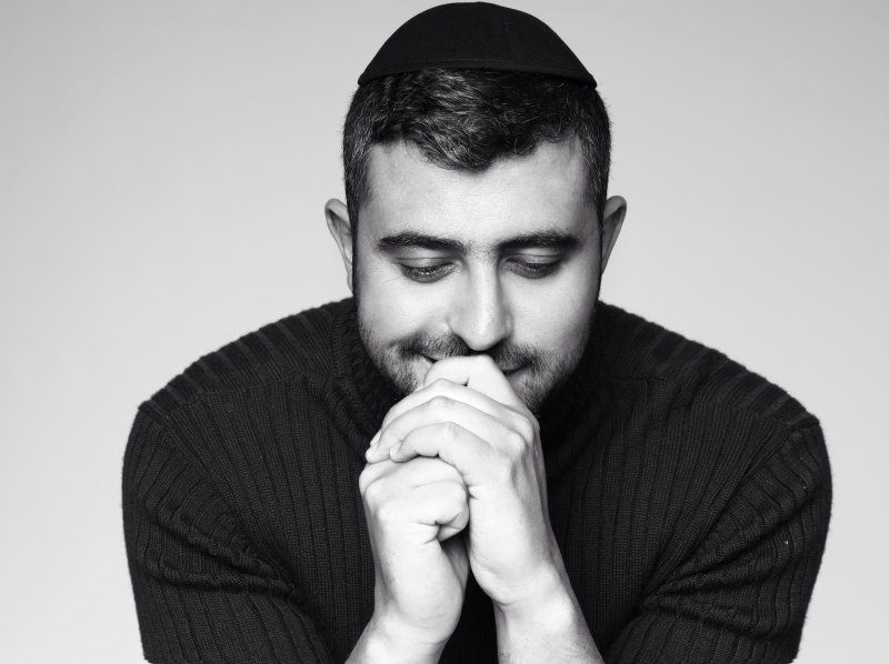 יותר מאייל גולן: הזמר הדתי שלוקח הכי הרבה להופעה