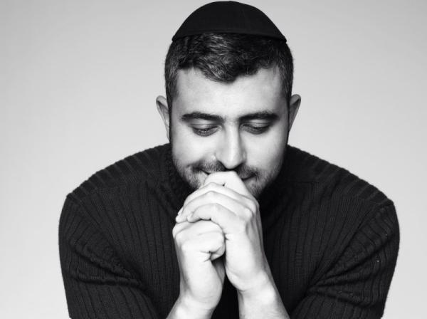 "פורחים לשובם": ישי ריבו בשיר חדש בצל המצב