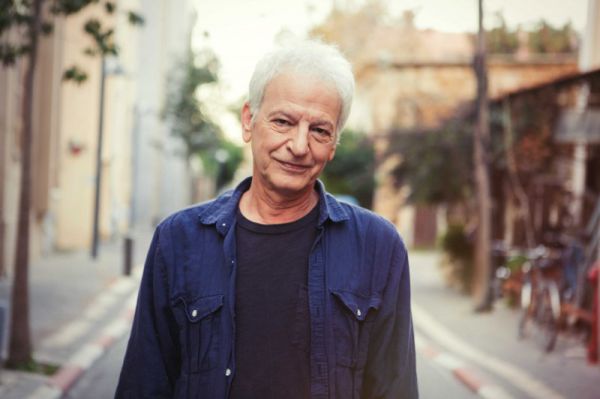 בגלל הקורונה: שלום חנוך השיק אלבום חדש ומיוחד