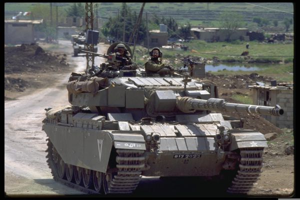 יום הזיכרון שלי / תחת הפגזה כבדה