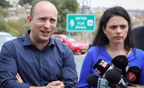 לפני ההכרעה בימינה: זה הסיכום של בנט עם שקד