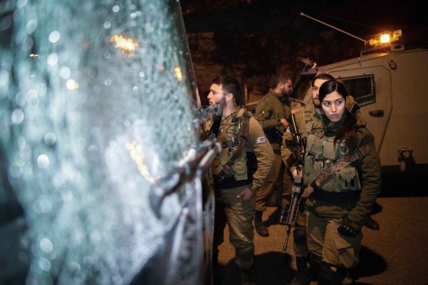 לוחמי צה"ל חיסלו מחבל שיידה בקבוק תבערה