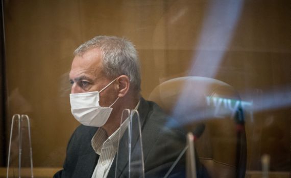 מתי נוריד מסכות בחלל סגור? פרופ' אש עושה סדר