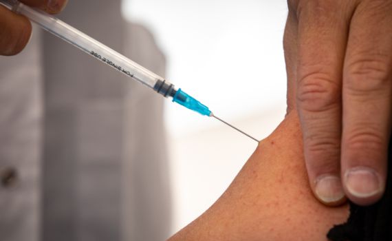 נייר עמדה: "לא לחסן ילדים מתחת גיל 16 נגד קורונה"