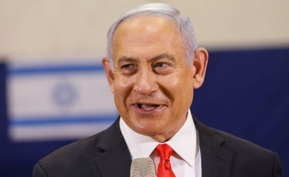 בנט ולפיד אל תתרגלו לכיסא הוא לא שלכם