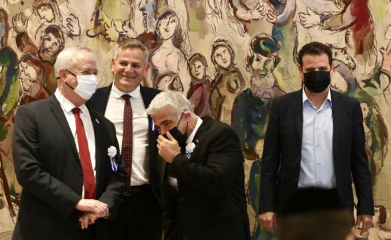 תגובות בגוש נגד נתניהו: "מבוהל, היסטרי, מגומגם"