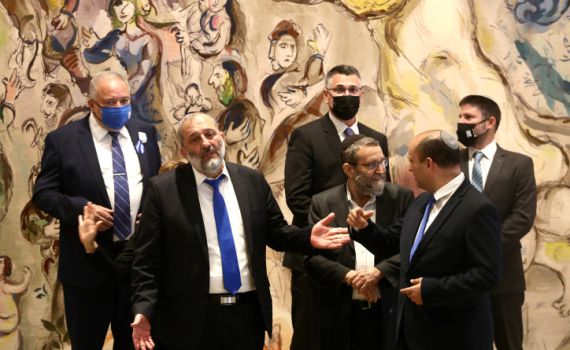 עדיף שנתניהו יישאר בראש מאשר ממשלה לאומית?