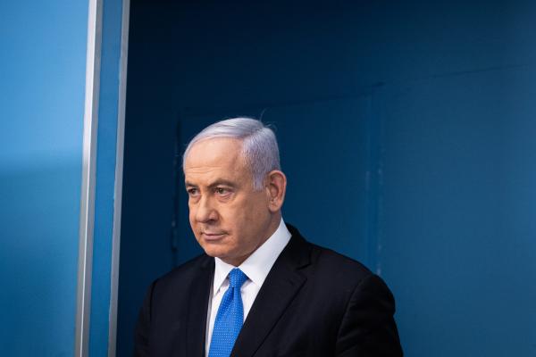 מחוץ לקופסה: הפתרון לשיתוק הפוליטי | טור וידאו