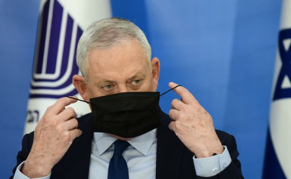 "תשאירו את סמכויות שר המשפטים בידי גנץ"