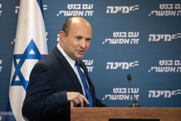 לא ברור שיש לבנט לאן לחזור