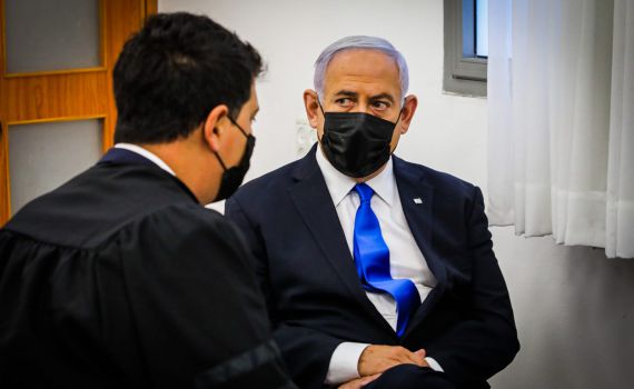 פרקליטי נתניהו: הוא לא הודיע שהוא מוכן לקלון