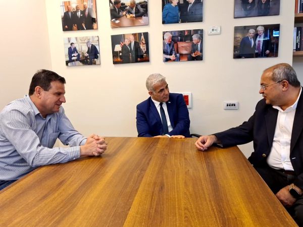 לפיד עם עודה וטיבי: "לא ללמשלת נתניהו בן גביר"