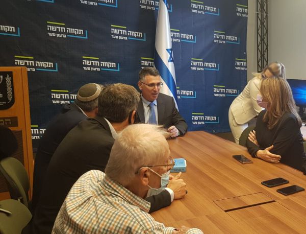 סער נגד יוזמת דרעי: "יש אופציות להקמת ממשלה"