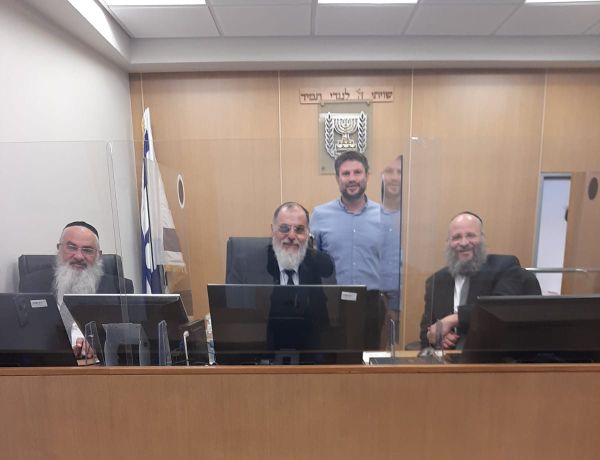 כך התערב סמוטריץ' לטובת מסורבת גט ושכנע את הבעל