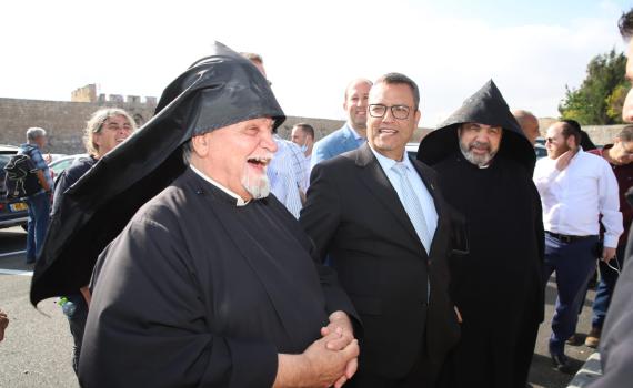 נחנך חניון הפטריארכיה בעיר העתיקה בירושלים