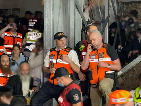 האזינו: השניות הראשונות של האסון ברשת הקשר