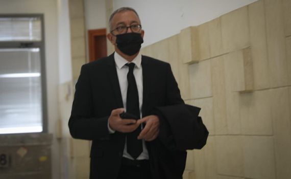 משפט נתניהו | הסנגורים: "תעתעו בבית המשפט"