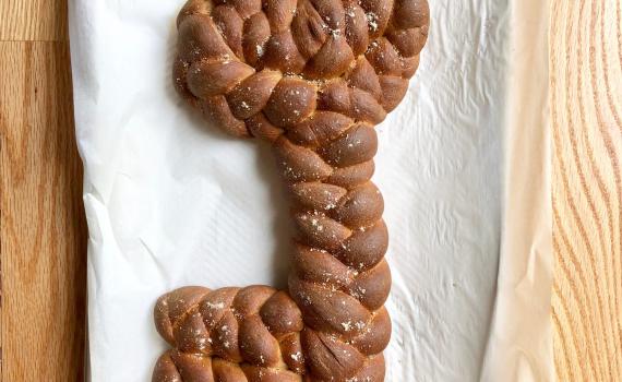 סגולה מיוחדת לשבת: כך תכינו חלה בצורת מפתח