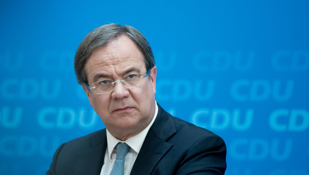 גרמניה: יו"ר מפלגתה של מרקל מתפטר