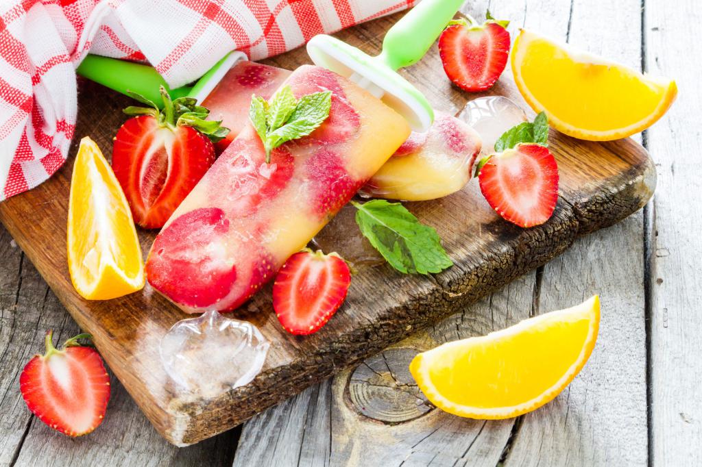 לכבוד גל החום: 3 מתכונים קלים ומרעננים לגלידות