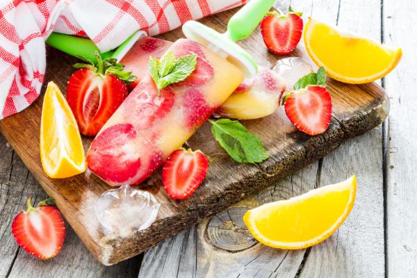 לכבוד גל החום: 3 מתכונים קלים ומרעננים לגלידות