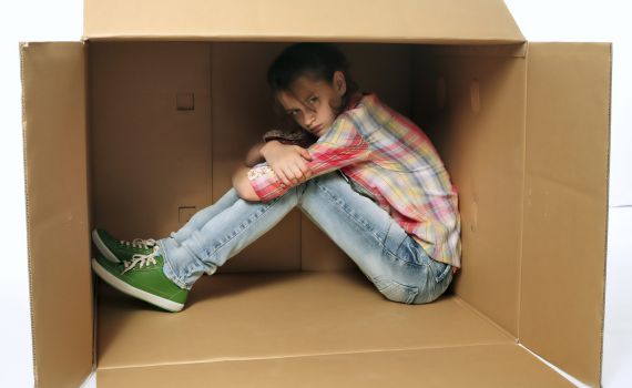 ביה"ס: בנות מוחרמות יותר מבנים, חילונים יותר מדתיים