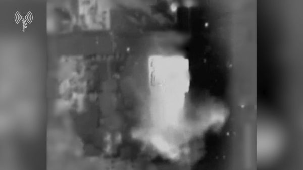 צה"ל תקף בית של בכיר חמאס ששימש כמחסן נשק