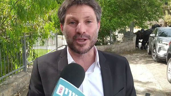 סמוטריץ': ממשלה עם רע"מ גורמת לאויב להרים ראש