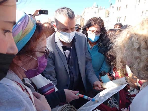 בגץ מתווה הכותל: הממשלה ממשיכה את החלטת נתניהו