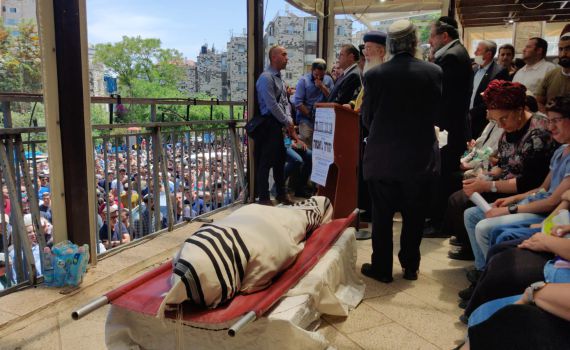 אימו של יהודה גואטה ז"ל: "זכינו ל-4 ימי חסד"