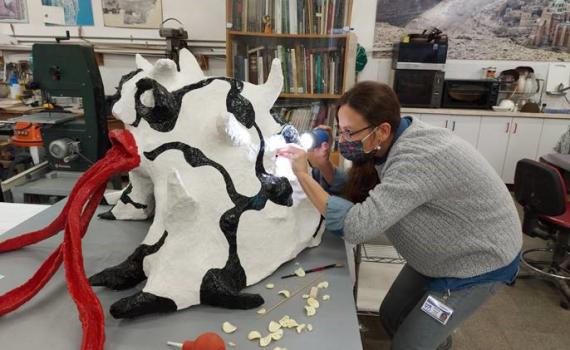 הסיפור מאחורי "המפלצת" הירושלמית
