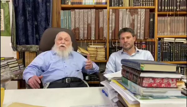 סערת חוק האזרחות: תמיכה רבנית בסמוטריץ'