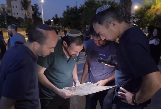 צפו: לילה עם ראש המכינה הקדם צבאית בלוד