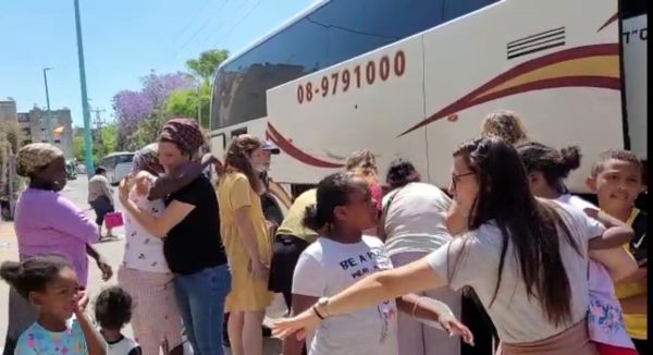 המשפחות חוזרות ללוד: "הסכנה עוד לא נגמרה"