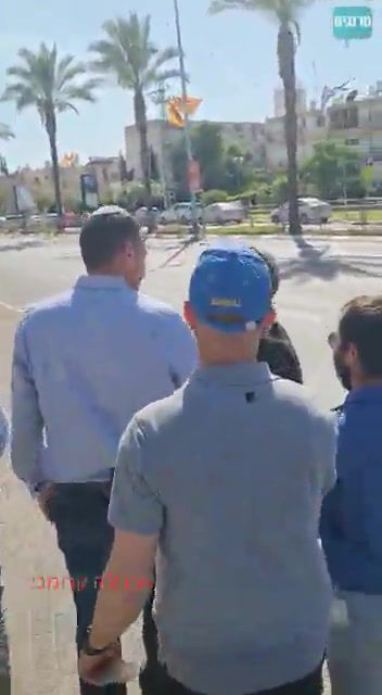 צפו: קריאות "בוגד" לח"כ מתן כהנא בלוד