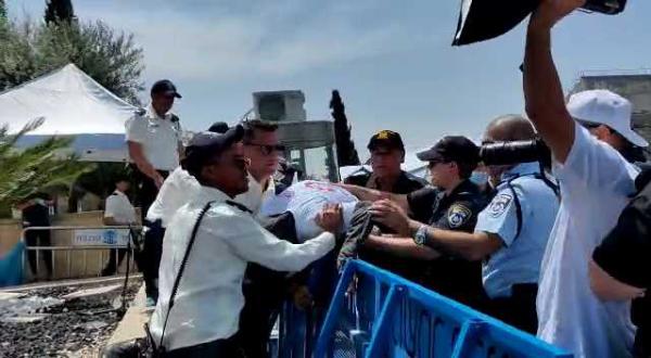 קפיטול: עשרות נכי צה"ל מנסים לפרוץ לכנסת