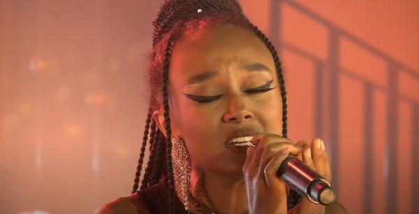 סגולה לניצחון? עדן אלנה במחווה למנצח מהולנד. צפו