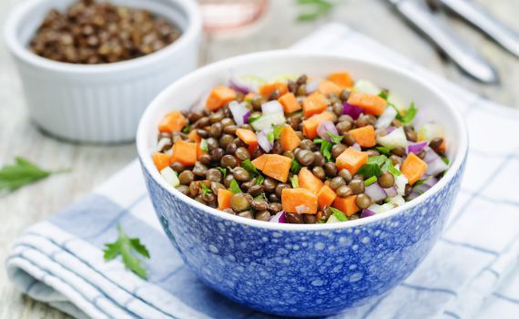 בריא וטעים: מתכון מנצח לסלט עדשים