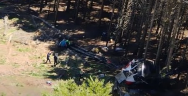 אסון באיטליה: רכבל התרסק בהרי האלפים, 12 נהרגו