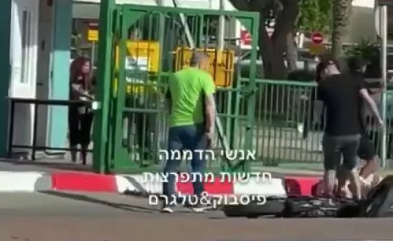 פיגוע דקירה בבאר שבע; אזרחים השתלטו על המחבל