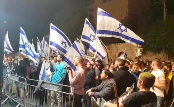 השמאל בשלטון, אך הימין הוא זה שנרדם בשמירה