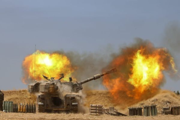 גנץ: "בעזה מגדלים נופלים, כרגע אין תאריך סיום"