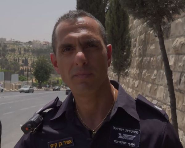 הקצין משחזר: "שלפתי את הנשק והרחקתי את ההמון"