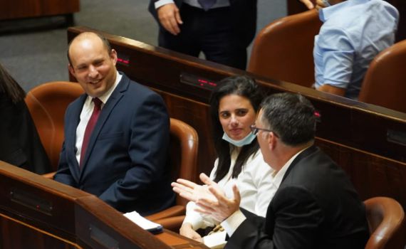 לקראת פשרה: האם שקד בדרך למשרד המשפטים?