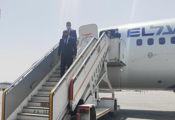 לראשונה מזה 13 שנה: שר החוץ הגיע לביקור במצרים