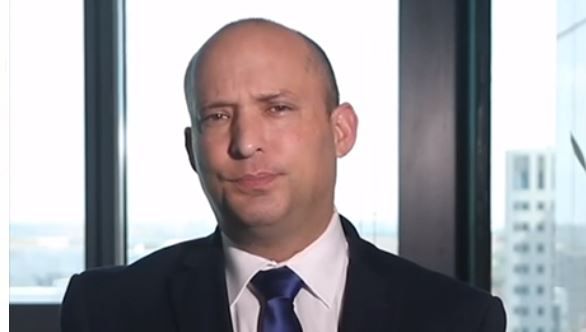 צפו: נפתלי בנט משיב למתקפות הסלב'ס