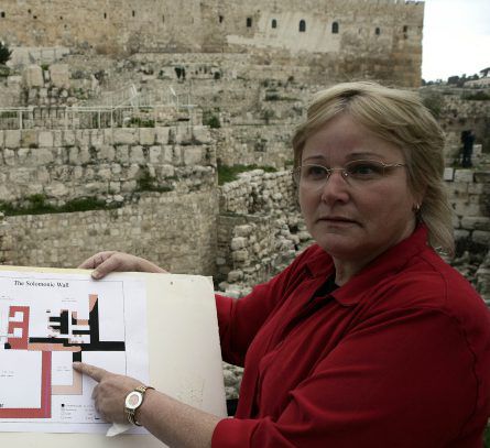 הארכיאולוגית שחשפה את ארמון דוד תובא למנוחות