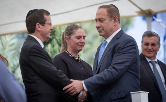 אחרי מרים פרץ היום נפגש נתניהו עם יצחק הרצוג